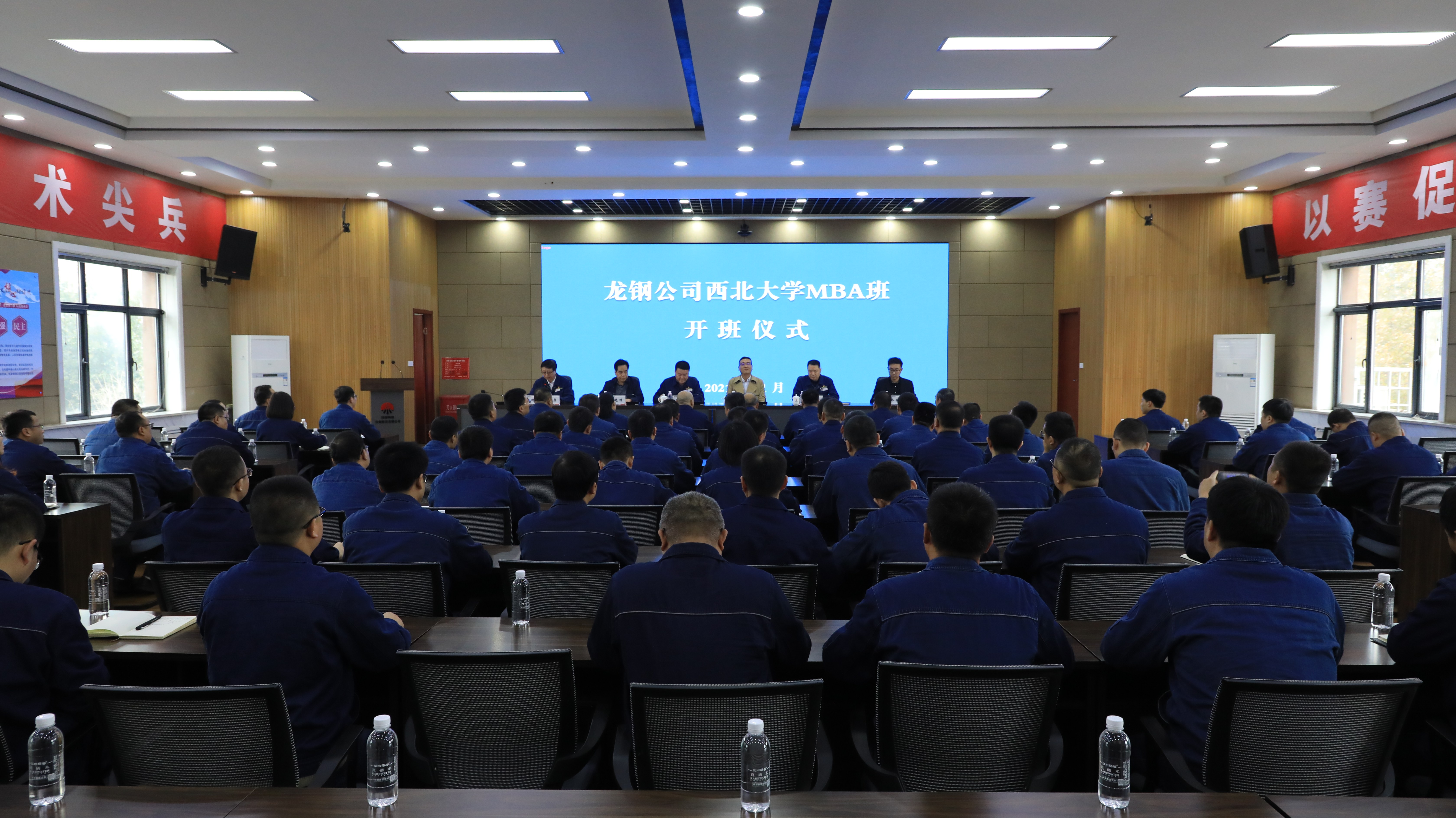 人才，讓創(chuàng)新的源泉活起來