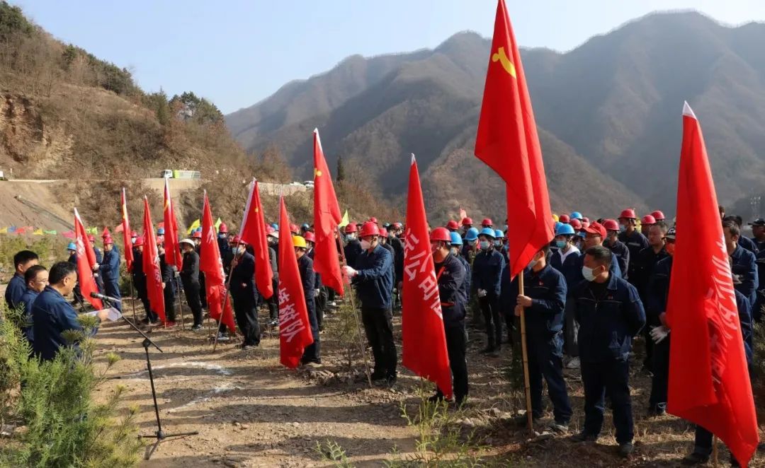 握指成拳重攻堅(jiān) 打出降本增效“組合拳” 握指成拳重攻堅(jiān) 打出降本增效“組合拳”