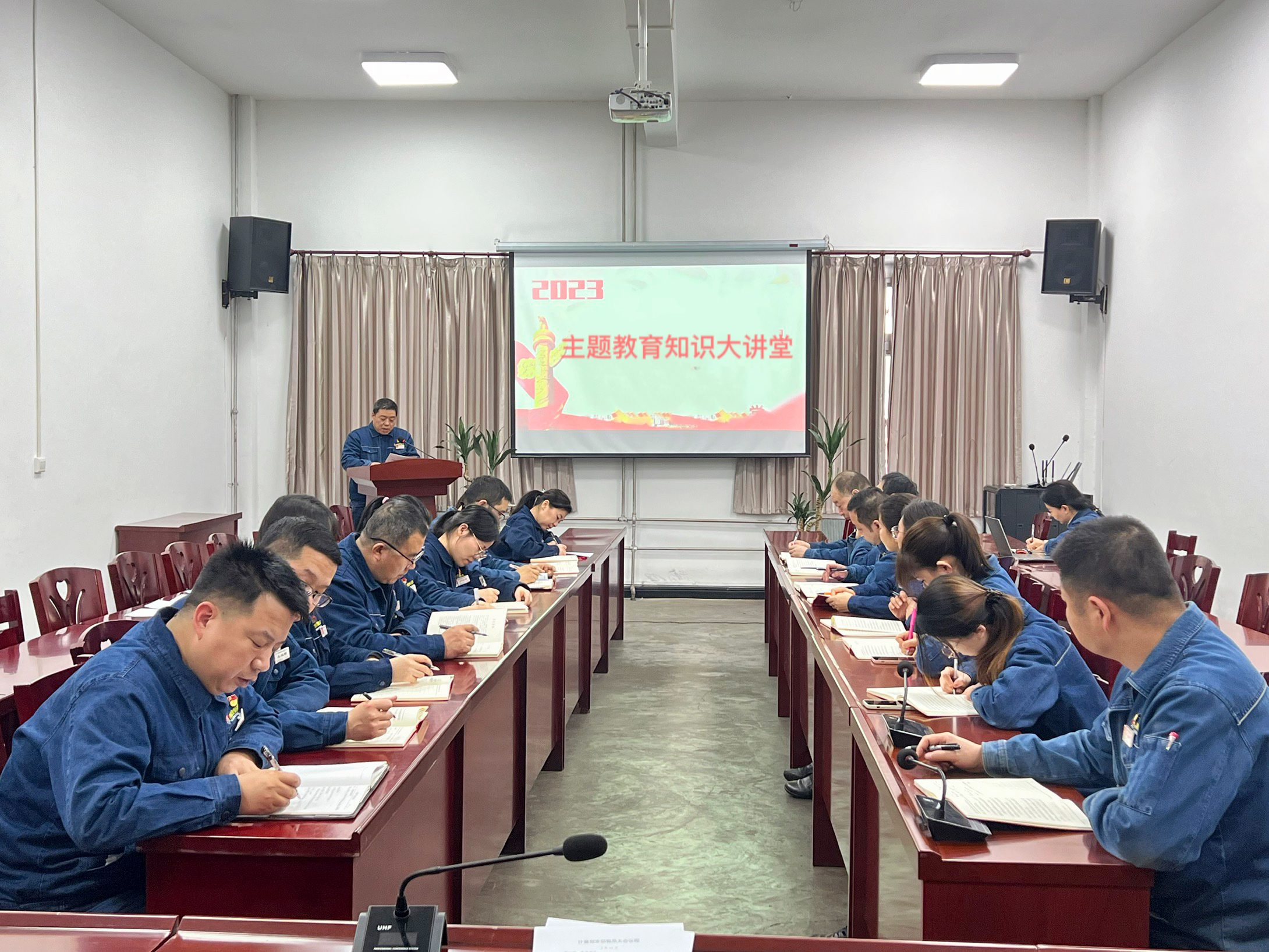 聚焦“學(xué)研行” 助推主題教育走深走實