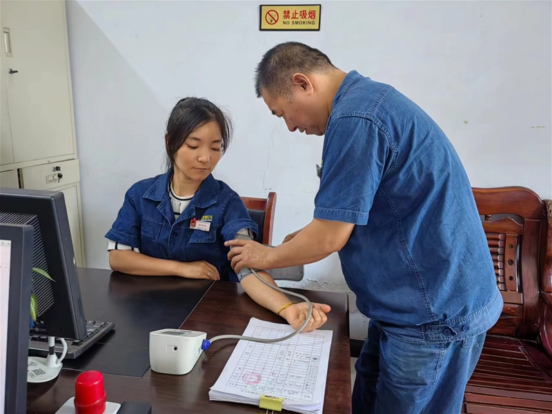 狠抓執(zhí)行落實(shí) 推動(dòng)生產(chǎn)經(jīng)營穩(wěn)步發(fā)展