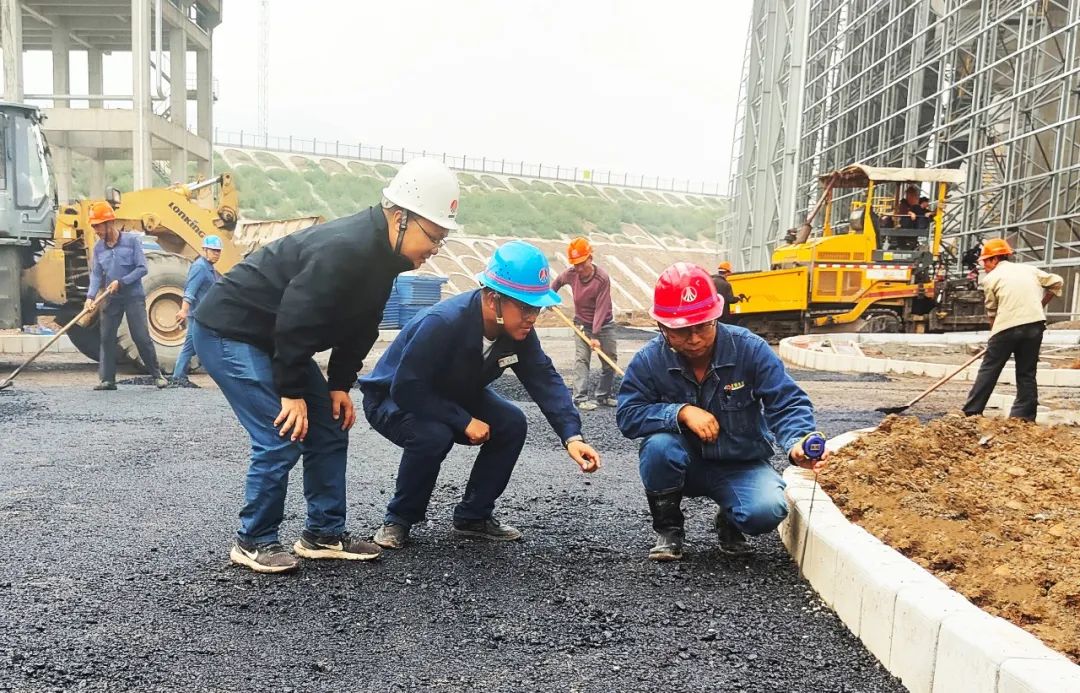 在項目建設(shè)中彰顯青年風(fēng)采