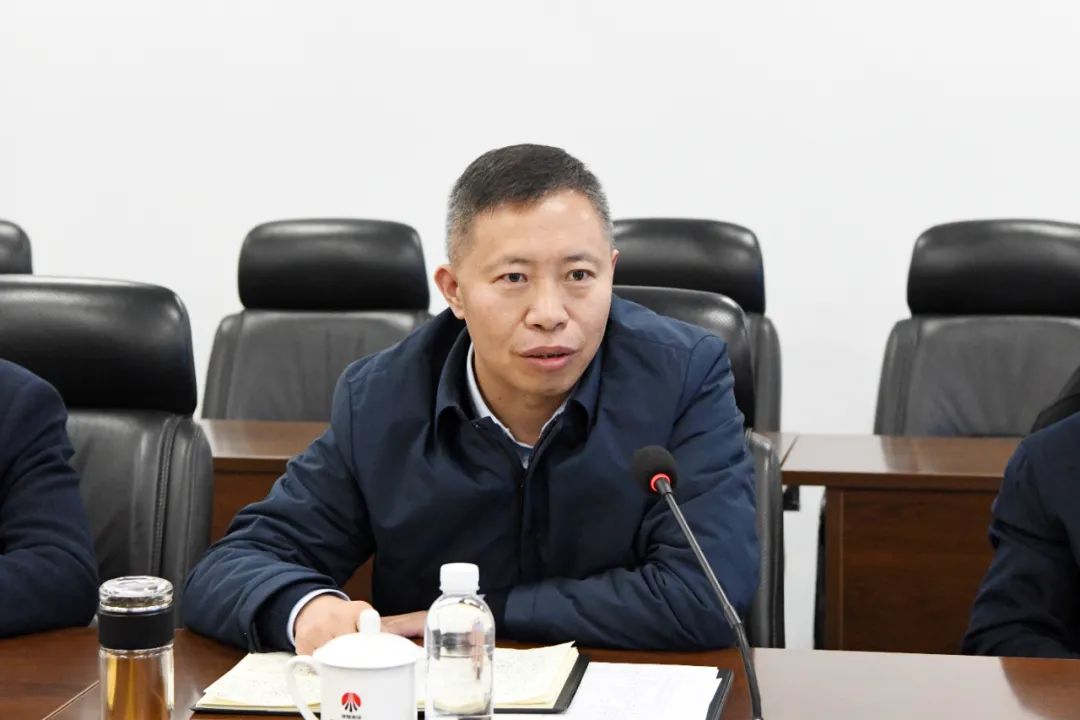 寶雞石油鋼管公司、延長石油物資集團(tuán)與陜鋼集團(tuán)聯(lián)合召開石油鋼管項目工作會