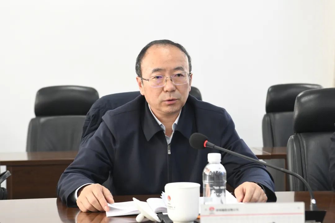 杜平一行到陜鋼集團龍鋼公司開展一季度安全環(huán)保督導(dǎo)檢查