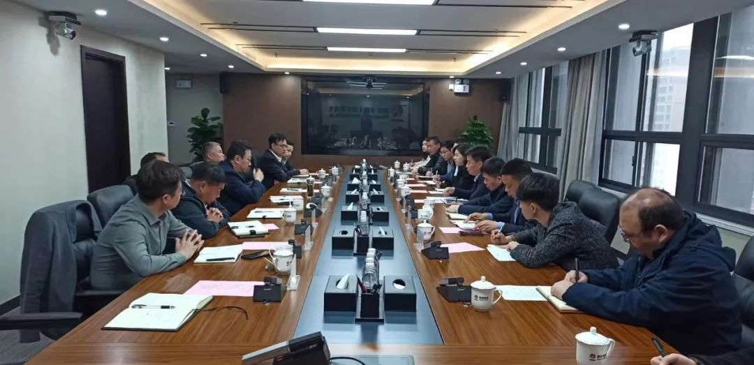 付銅洋、馬建軍一行到陜鋼集團座談交流