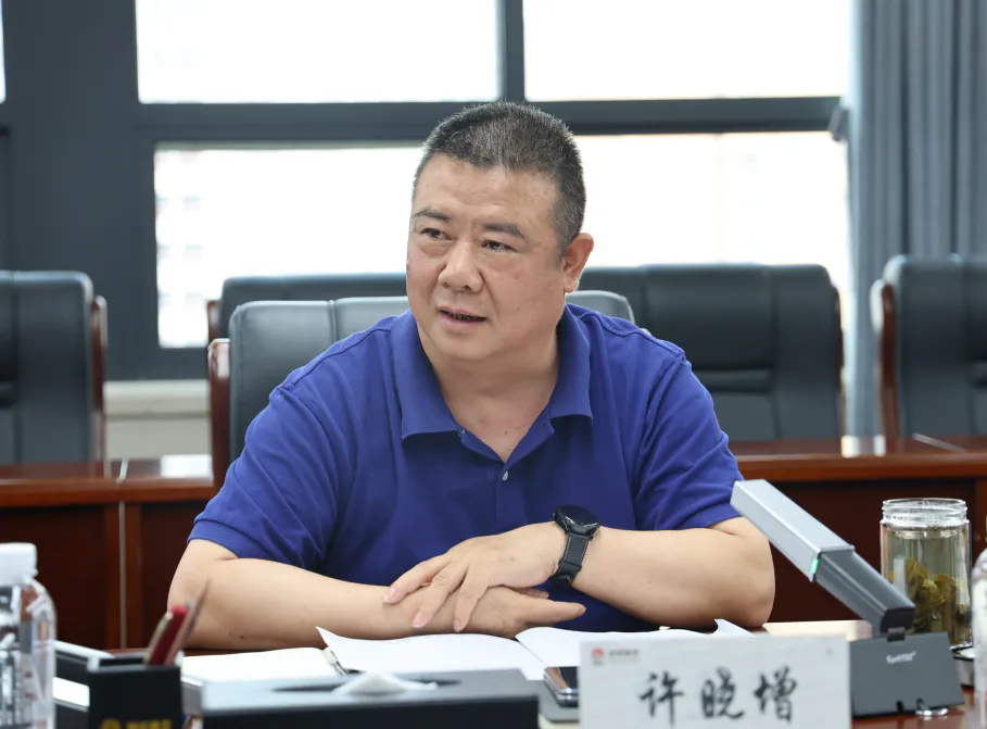 陜鋼集團(tuán)召開黨委理論學(xué)習(xí)中心組（擴(kuò)大）學(xué)習(xí)會