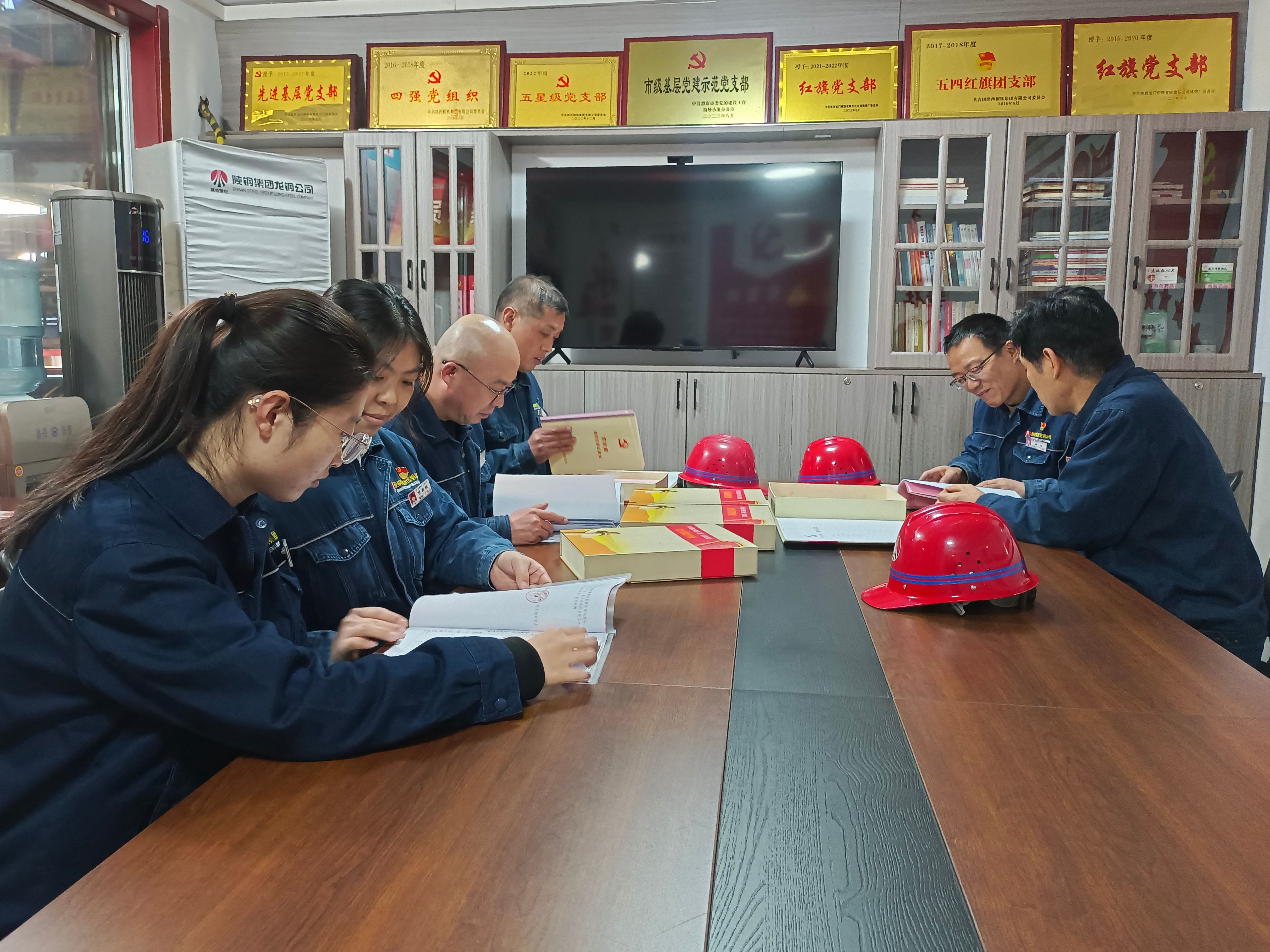以標(biāo)準(zhǔn)化引領(lǐng)全面提升黨建工作質(zhì)效