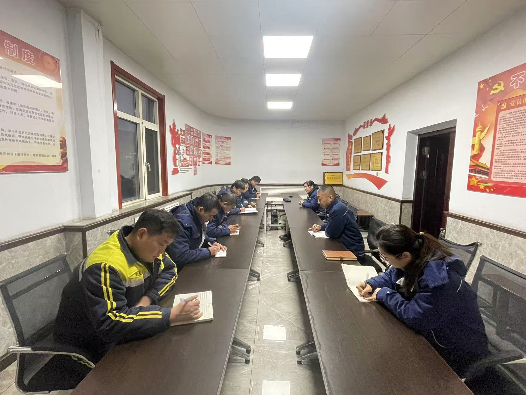 深化班組建設(shè) 迸發(fā)發(fā)展活力