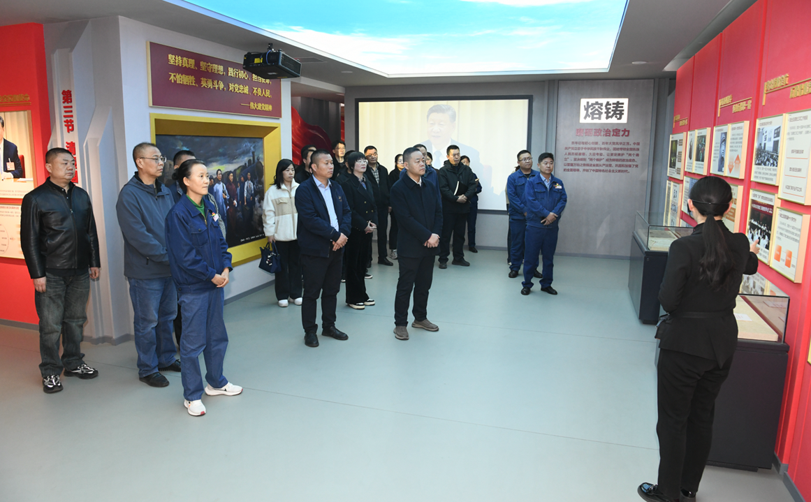 觀廉政展館，敲廉潔警鐘
