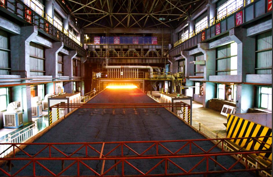 戰(zhàn)高溫 創(chuàng)佳績 鋼城生產(chǎn)“別樣紅” 戰(zhàn)高溫 創(chuàng)佳績 鋼城生產(chǎn)“別樣紅”