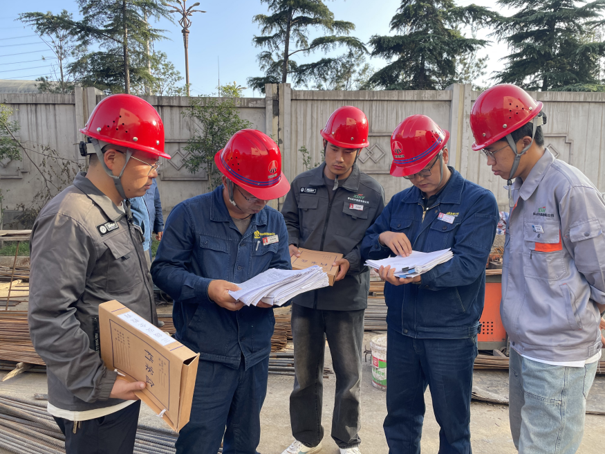 黃金周里的“攻堅加速度” 黃金周里的“攻堅加速度”