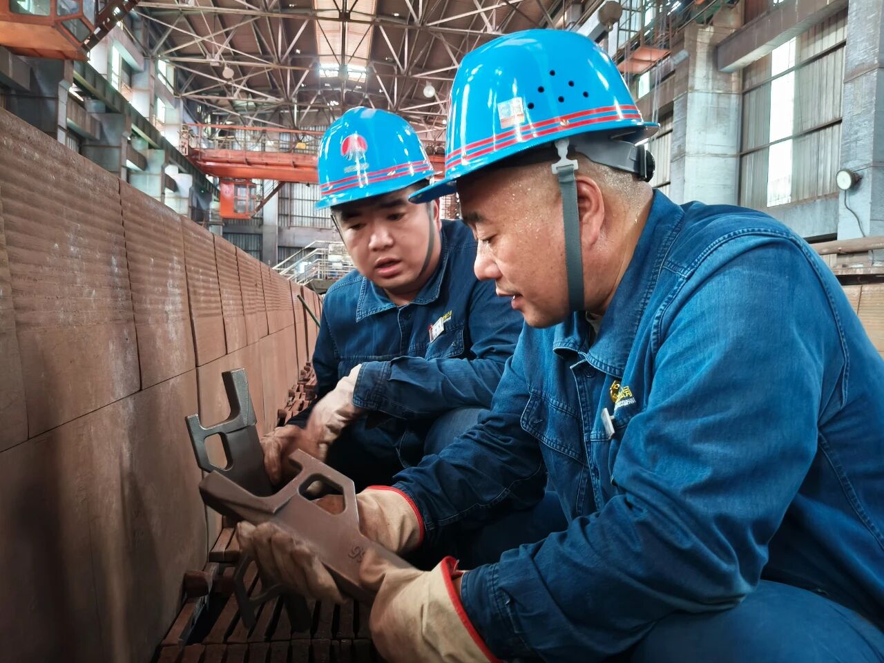 一線(xiàn)“金點(diǎn)子”點(diǎn)亮創(chuàng)效之路 一線(xiàn)“金點(diǎn)子”點(diǎn)亮創(chuàng)效之路